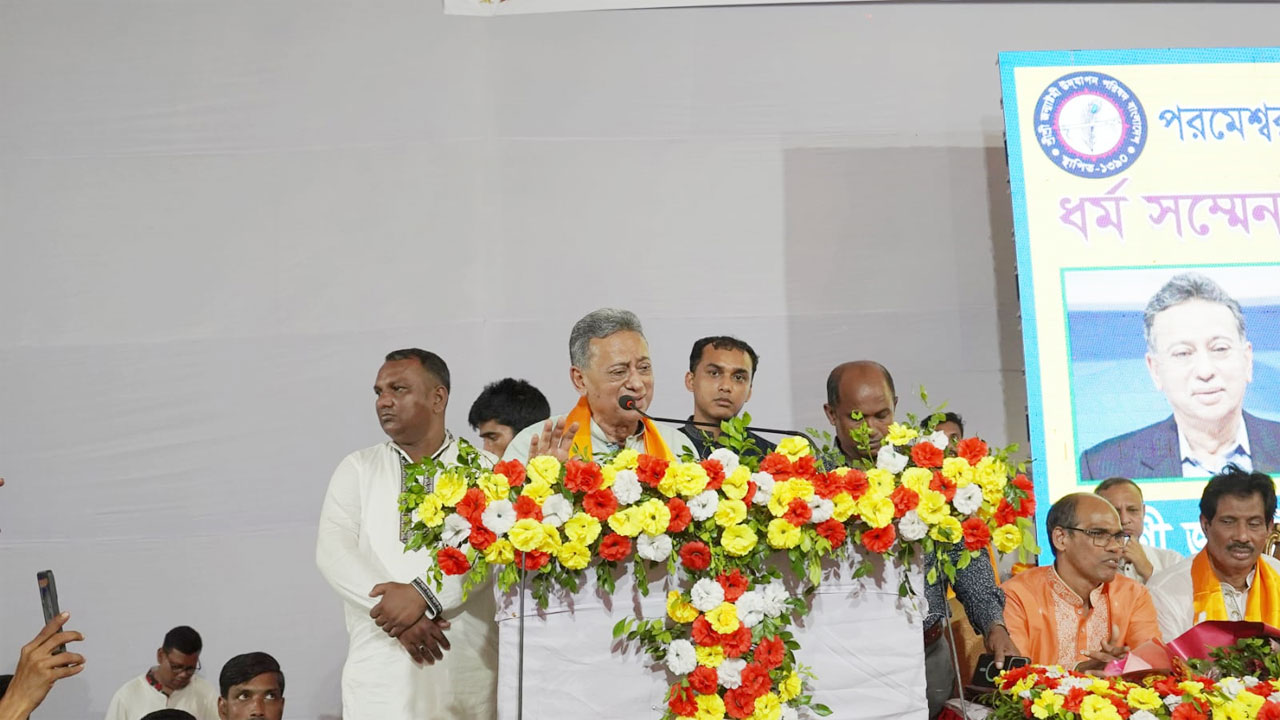 সকল ধর্মের মানুষদের নিয়ে সমৃদ্ধ দেশ গড়বে বিএনপি: আমীর খসরু